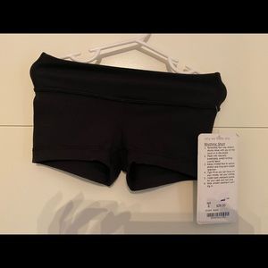 ivivva Rhythmic Short NWT